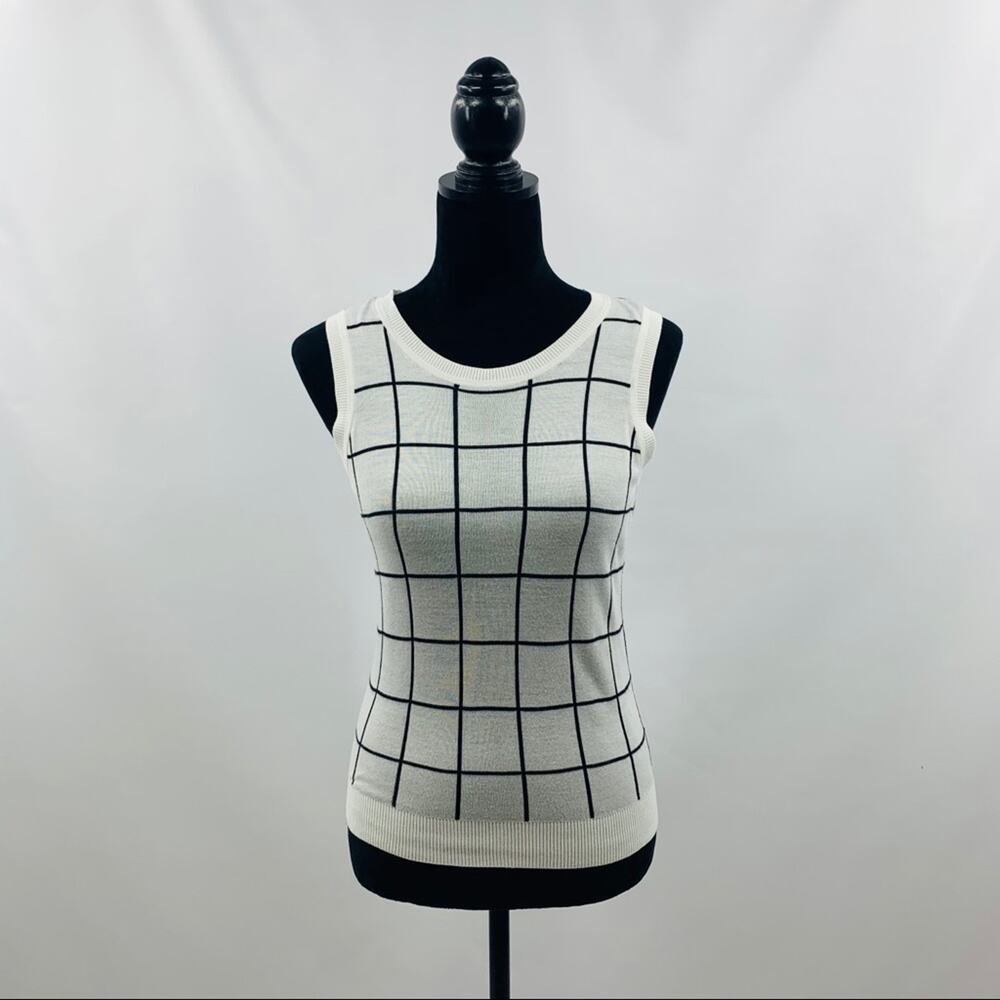 Halogen White & Black Box Striped Sweater Vest - Picture 3 of 10